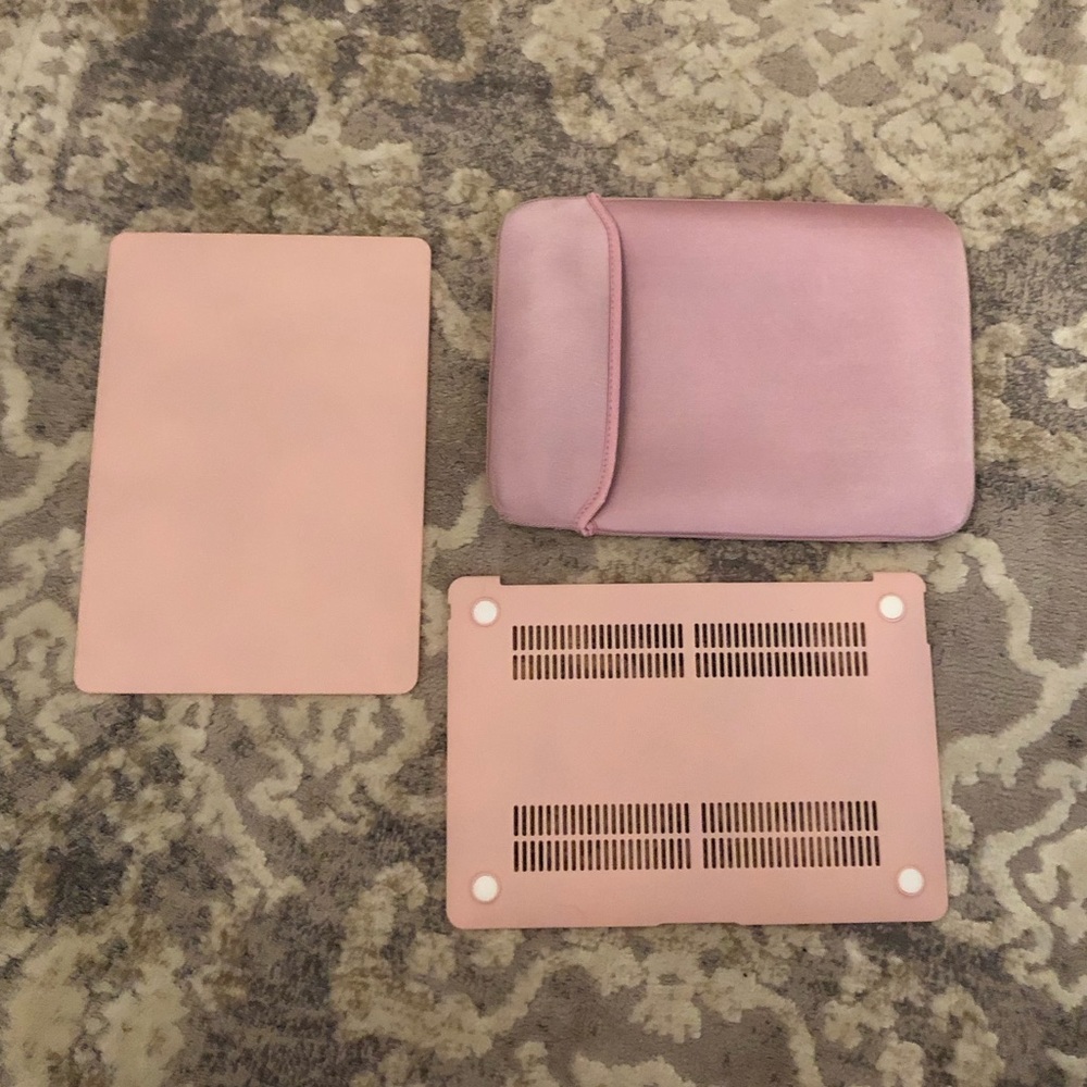 Pink MacBook Air case and sleeve